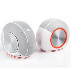 JBL Pebbles 音乐蜗牛音箱 白色